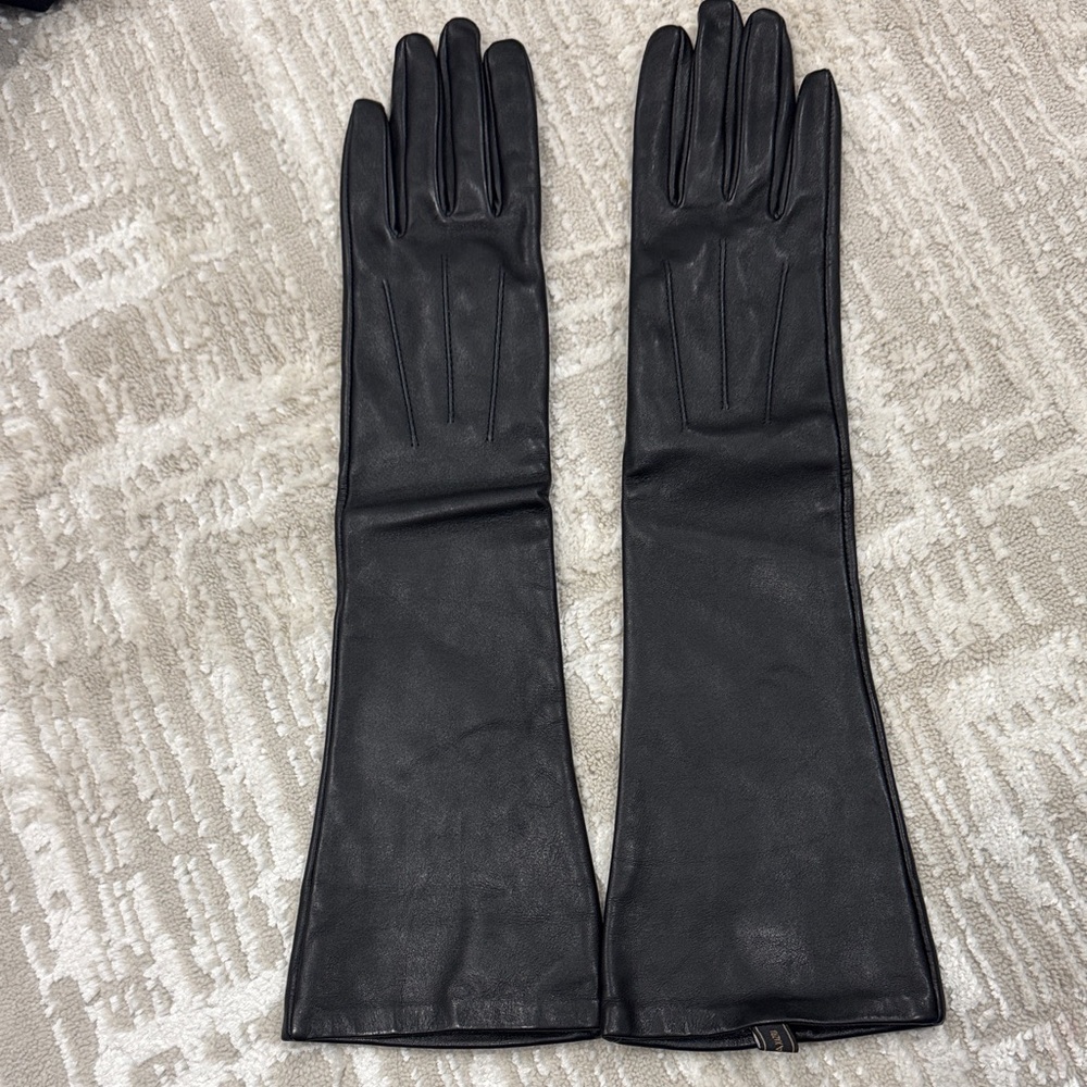 BCBGMaxAzria Long Black Leather Gloves
